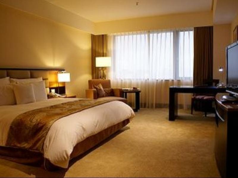 Monarch Skyline Hotel Luzhu Екстер'єр фото