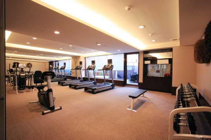 Monarch Skyline Hotel Luzhu Екстер'єр фото